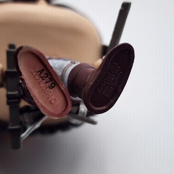 Funko Pop RARE Attack On Titan Mikasa Ackerman Hot Topic 2014 OOB #21 - Picture 6 of 6